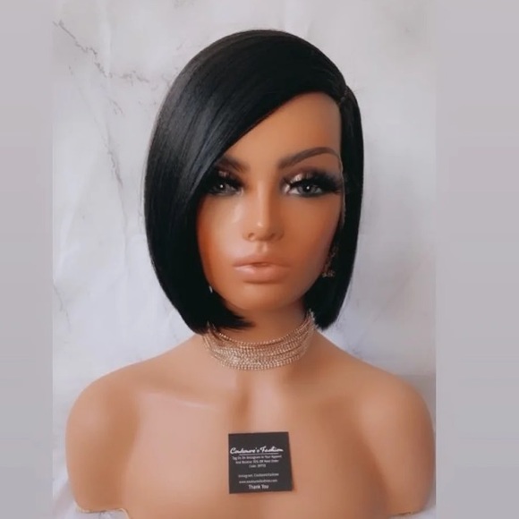 16. Lace Front Wig - Picture 1 of 4